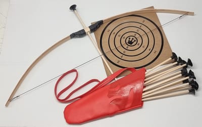 PIJL EN BOOG uitrusting met schietschijf en een rug koker voor pijlen met 10 pijlen 100 cm blank