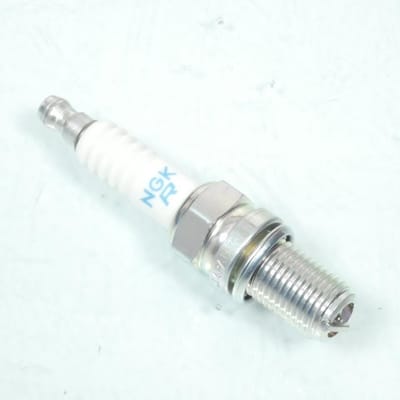 Bougie d'allumage NGK pour Moto Ducati 748 Biposto Après 1999 R2525-9 / 4735 Neuf