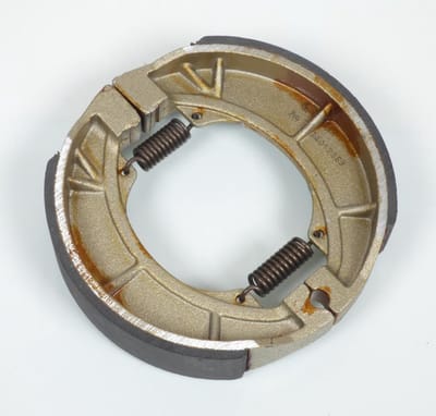 tecnium remschoen voor motor kawasaki 250 kdx 1983-1984 ba183 / 130x28mm / ar nieuw
