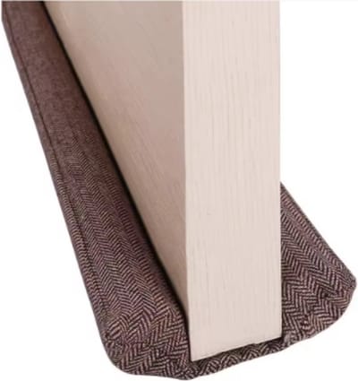 Spieringstore Tochtstrip - Lichtbruin - Tochtstrips voor deuren - Tochtstopper - Tochtrol deur - Dubbelzijdig - Aanpasbaar - Tochthond - Tochtkussen - Tochtband - Duurzaam - Isolatie - Housewarming Cadeau