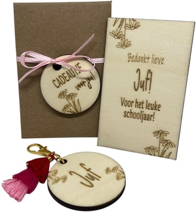 Cadeaudoosje Juf | BLOEM | ROZE | liefste juf | einde schooljaar | kleine attentie | de liefste ben jij | topper | cadeau