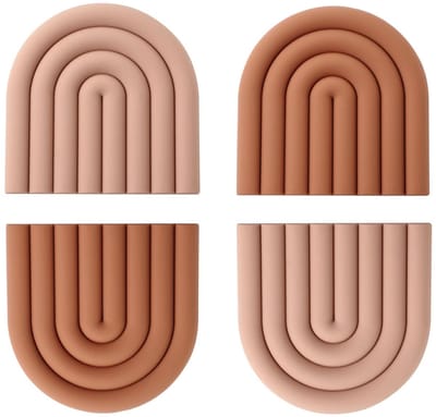 Siliconen Onderzetters Regenboog – Set van 4 (2 Roestbruin, 2 Zalmroze) – Hittebestendig & Vaatwasserbestendig – 15×15×0,9 cm