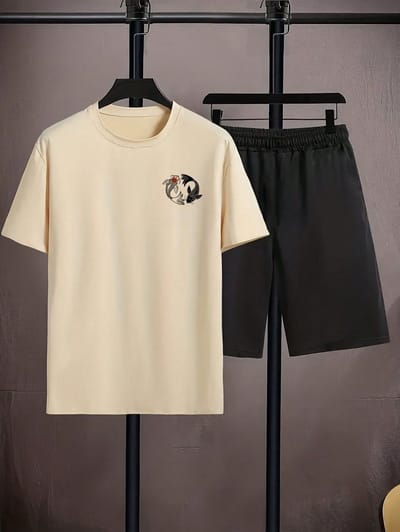 Stijlvol Beige Koi Vis Print Heren Casual Korte Mouwen T-shirt en Shorts Set - 4XL-5XL