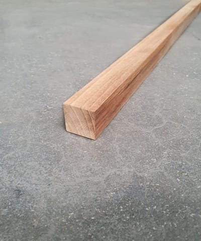 Teakhouten stok - Houten latten - Houtbewerking projecten - Duurzaam bosbouw - 40 mm dik - Houtkleuren
