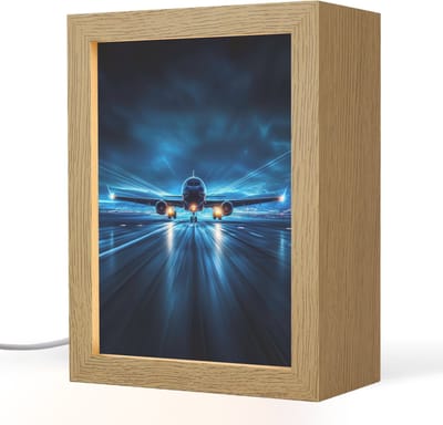 Nachtlampje 15x20 cm - Kinder lampje - Vliegtuig - Blauw - Futuristisch - Tafellamp kinderkamer - Slaapkamer lamp - Bedlamp kinderen - Kinderlampje stopcontact - Wandlamp babykamer - Nachtlampjes