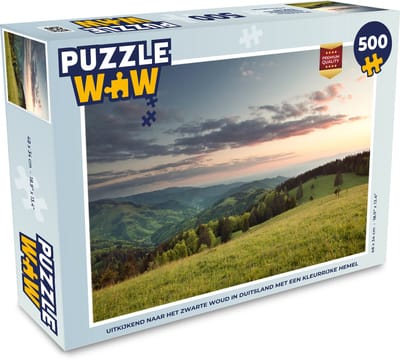 Puzzel Uitkijkend naar het Zwarte Woud in Duitsland met een kleurrijke hemel - Legpuzzel - Puzzel 500 stukjes