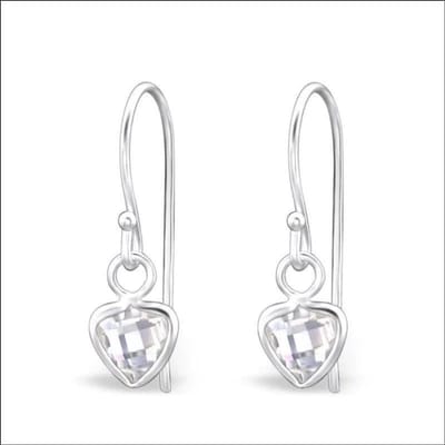 Aramat Jewels | Oorhangers | Zilveren Kinder Oorbellen met Hartvormige Zirkonia | | | |8mm | Zilver | Kinderen, Volwassenen | Verkleurd niet