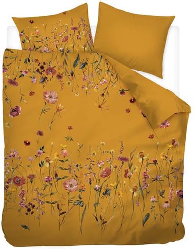 Snoozing Meadow Flowers Dekbedovertrek - Tweepersoons - 200x200/220 cm - Okergeel