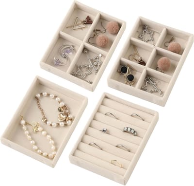 Set van 4 Mini Sieradenbakjes in Beige, Stapelbare Ring Organizer en Oorbellenhouder voor Vrouwen en Meisjes, Perfect voor het Organiseren van Sieraden in Lades
