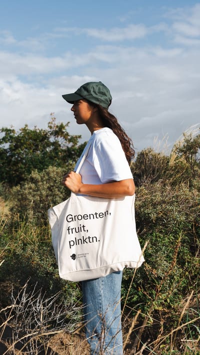Tote bag