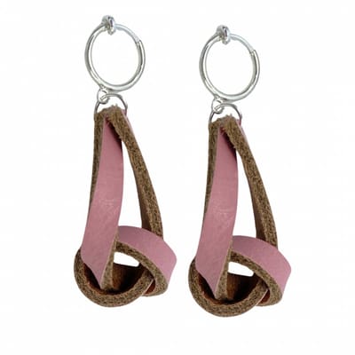 Klem oorbellen- roze -leer- zilverkleur- knoop-geen gaatje-Charme Bijoux