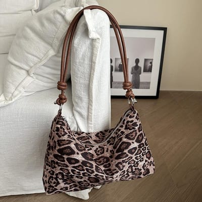 Sac Populaire Imprimé Léopard Grande Capacité pour Femmes en Automne et Hiver Nouveau Sac Bandoulière Polyvalent Sac Seau Décontracté Porté à l'Épaule