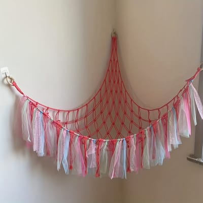 Nivard Knuffel Net - Hangmat - Speelgoed - Opbergsysteem - Hangmat Voor Knuffels - Organizer - Roze - Strik Design