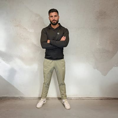 YV SPORT Sportbroek heren Newcastle - Fitness jogger - Trainingsbroek - Comfortabele fit - Ook plus size maten - Handige zakken met rits - Premium kwaliteit - Ademend en waterafstotend - Wijd en elastisch - Sportkleding heren - Groen - Maat S