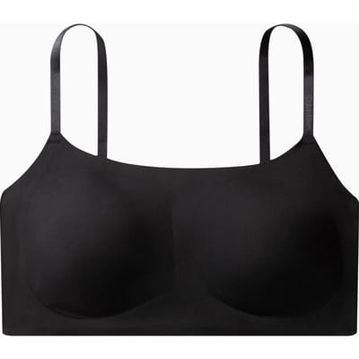 Calvin Klein Soutien-gorge sans fil confortable à fines coques pour femmes Sous-vêtements Noir spatial QF4783O-UB1 M black