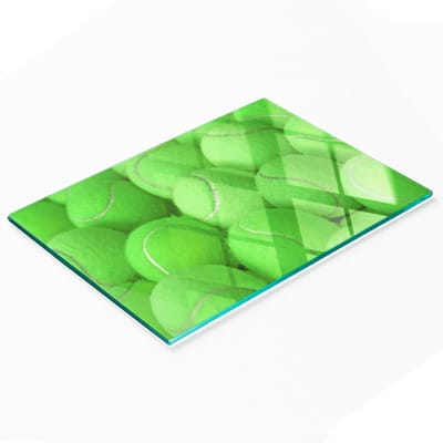 Multifunctioneel decoratief glazen keukenbord met tennisballenmotief, 80x52 cm