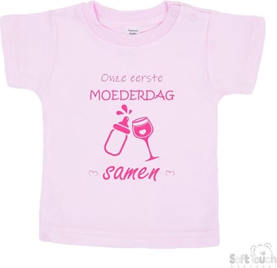 Soft Touch T-shirt Shirtje Korte mouw "Onze eerste moederdag samen!" Unisex Katoen Roze/roze Maat 62/68