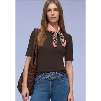 Shirt met knoopdetail