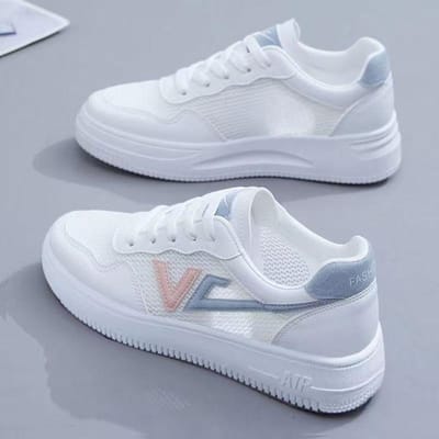 Chaussures vulcanisées pour femmes Baskets légères Chaussures plates de couleur unie pour femmes Chaussures blanches décontractées confortables et respirantes en maille pour femmes 37 white