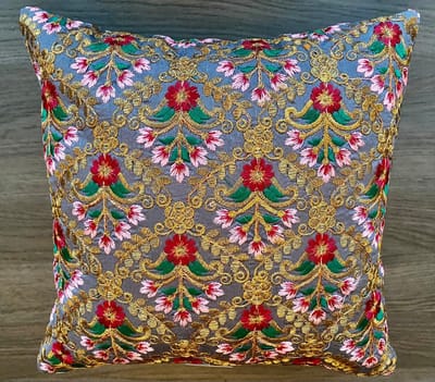 Kussens woonkamer - kussenhoes 40x40 cm - kussensloop - sierkussens - cushion cover - katoensilk - Kussenhoesjes - 2 stuks - etnisch Indiaas - borduurwerk - embroidery