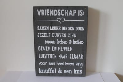 tekstbord antraciet: Vriendschap is