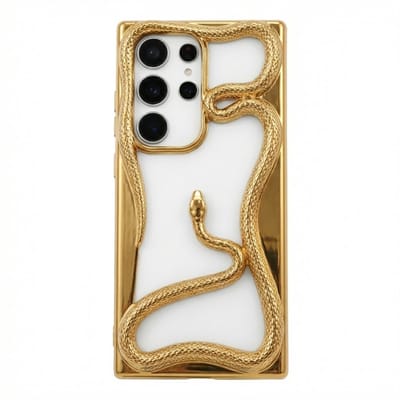 Goudkleurig slang design telefoon hoesje geschikt voor Samsung S24 Ultra dames en heren met 3D reliëf slang detail, zachte TPU backcover met electroplating rand en effen kleur afwerking