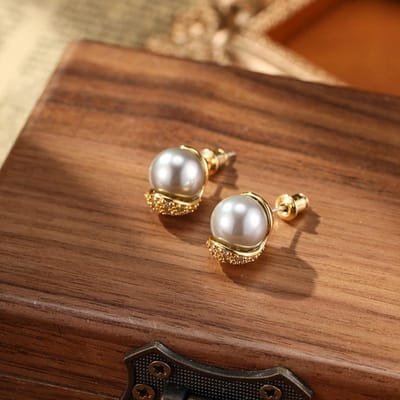 Dames Licht Luxe Design Elegante Vintage Imitatie Parel Oorbellen Modieuze En Veelzijdige Niche Design Oorbellen brown