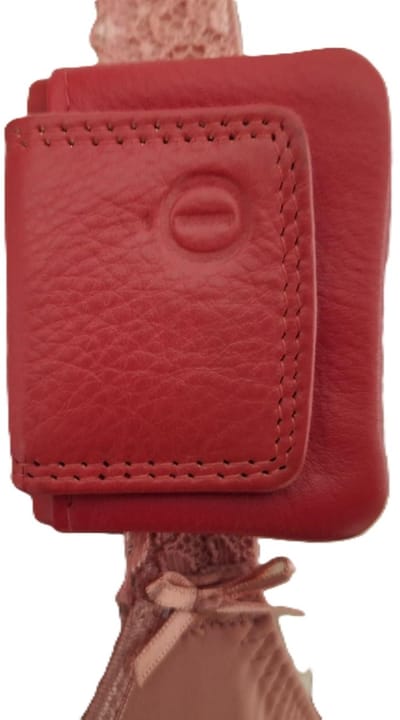 Oi rood lederen BH Portemonneetje / allerkleinste mini beursje / portemonneetje om aan bh-bandje te bevestigen / rood leer / 340R