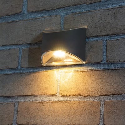 Solar wandlamp buiten 'Quinn' - 2 stuks - Down light - Tuinverlichting op zonne-energie geschikt voor schutting - Zwart