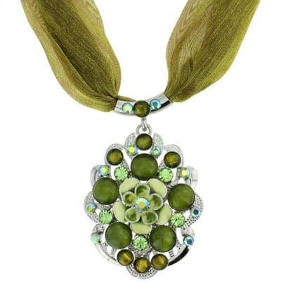 Behave - Zijde ketting met groene hanger en steentjes - Boho stijl - 42 cm