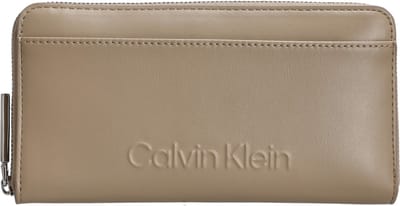Calvin Klein Embossed Logo - Portemonnee L 12cc 19.2 cm RFID (crockery)