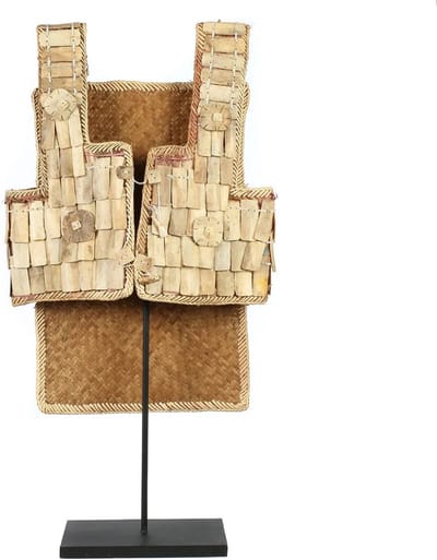 The Warrior on Stand - Kunststuk - Sculptuur - Buffalo Bone - Uniek middelpunt - 10 cm x 40 cm x 80 cm