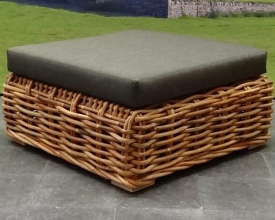 Sabuga voetenbank 92x92xH48 cm naturel rotan