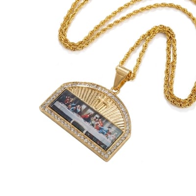Goudkleurige ketting met hanger van het Laatste Avondmaal voor heren – religieuze symboolhanger – strass details – schakelketting