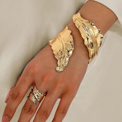 Bracelet Feuille Plissé Mode Vintage Ensemble Bague Ouverte Spirale Réglable Pour Femmes Couleur Or Bracelet Manchette Bijoux de Fête Vacances beige