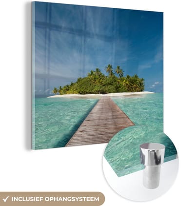 MuchoWow® Glasschilderij 20x20 cm - Schilderij acrylglas - Zee - Pier - Eiland - Foto op glas - Muurdecoratie woonkamer - Wanddecoratie slaapkamer - Schilderijen