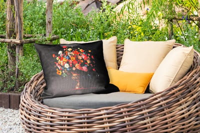 Buitenkussens - Tuin - Goud - Bloemen - Kleuren - Vaas - 50x30 cm