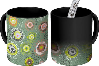 Magische Mok - Foto op Warmte Mokken - Koffiemok - Bloem - Design - Hartjes - Magic Mok - Beker - 350 ML - Theemok