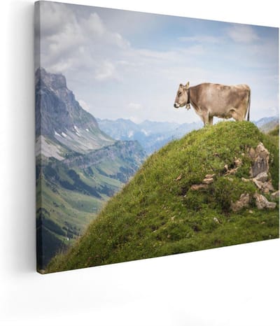 Artaza Canvas Schilderij Koe - 100x80 cm - Groot - Wanddecoratie Bergen - Muurdecoratie Natuur - Schilderijen Op Canvas Landschap