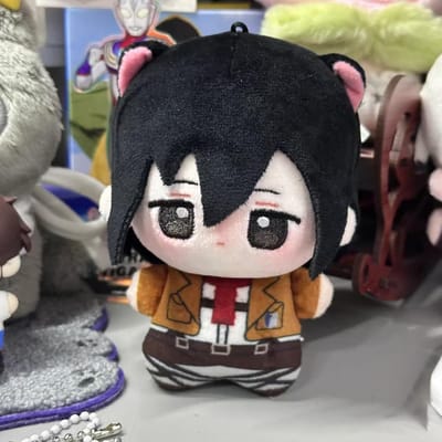 10cm Anime Hange Zoe Cosplay Pendentif Poupée en Peluche Attaque des Titans Jouet en Peluche Cadeau d'Anniversaire 10cm