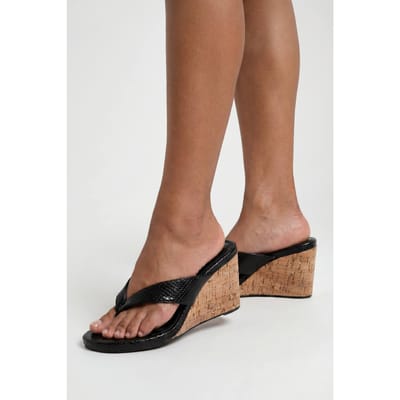 boohoo Dames Slangenleren Teenslippers Met Sleehak | Zwart | Maat: 37
