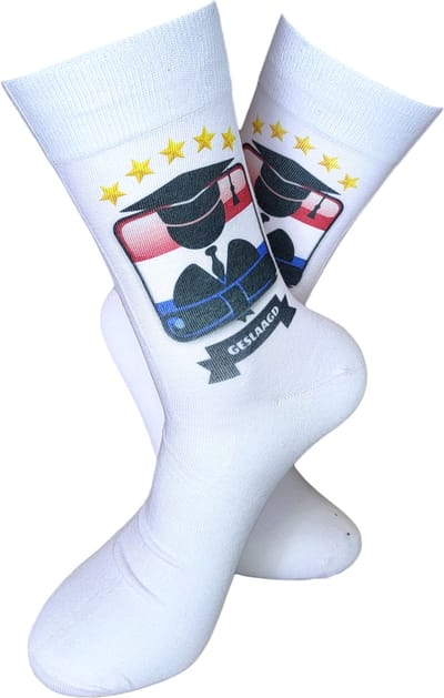 Geslaagd voor diploma - Examen - School examen cadeau - Print sokken - vrolijke sokken - grappige examen sokken - leuke jongens en meisjes sokken - Grappige Kado - NL Vlag - Goedkope examen cadeau - Sokken waar je vrolijk van wordt - Maat 37-44