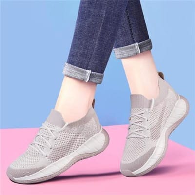Nieuwe Zomer Dames Hardloopschoenen Flyknit Pumps Trendy Casual Schoenen Zachte Zool Lichtgewicht Sneaker 40 white