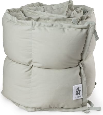 Sebra Bedbumper Kapok Half 180 cm Mist Green (uitsluitend voor sebra baby -en junior bedje)