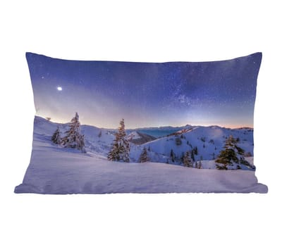 Sierkussens - Kussentjes Woonkamer - 50x30 cm - Winter - Sneeuw - Nacht - Bomen - Kerstversiering - Kerstdecoratie voor binnen - Woonkamer