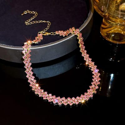 Luxe Glanzende Volledige Strass Choker Ketting voor Vrouwen Gepersonaliseerde Geometrische Kristallen Kettingen Bruiloft Sieraden Feest Cadeaus roze