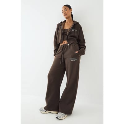 Dames DSGN Studio Applique 3-delige Tracksuit | Espresso | Maat: XS