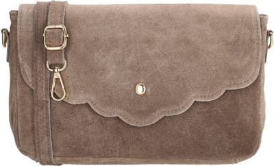 Charm London Mariëlle Schoudertas - Crossbody - Suede - Overslag - Verstelbare Band - Ritssluiting - Dames - Leren Dames Tas - Donkertaupe