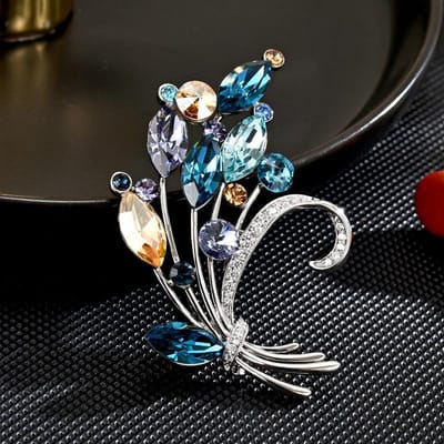 Dames Licht Luxe Design Elegante Bloem Broche Modieus En Veelzijdig Niche Design Gevoel Broche Dagelijkse Accessoires gray