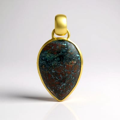 Cavill - Zilver Vergulde Druppelvormige Cabochon Zariniet Hanger - 22 Karaat Russische Edelsteen - Bezelzetting - Elegante Unieke Zilveren Hanger